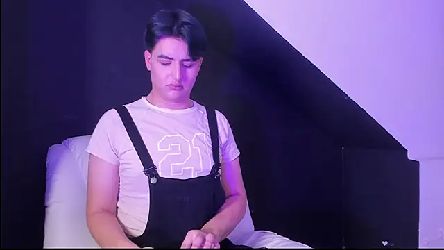 noahWolff  online show from 02/09/26, 09:19