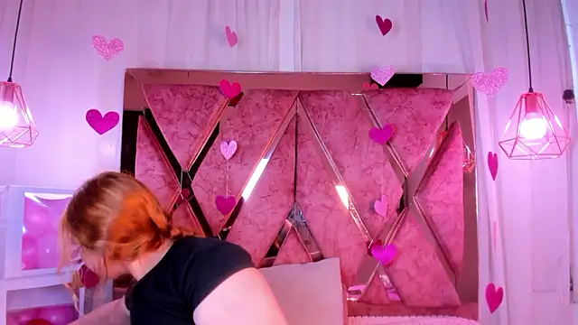 Snapshot of shantal_cooper_ chatting on 02/19/26, 07:10 shantal cooper online show from 02/19/26, 07:10