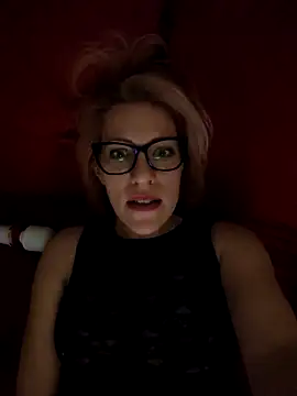 Snapshot of PolomaAndBobo chatting on 02/08/26, 01:31 PolomaAndBobo online show from 02/08/26, 01:31