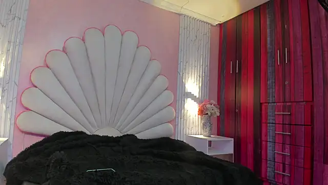 Kateemos online show from 02/10/26, 01:15