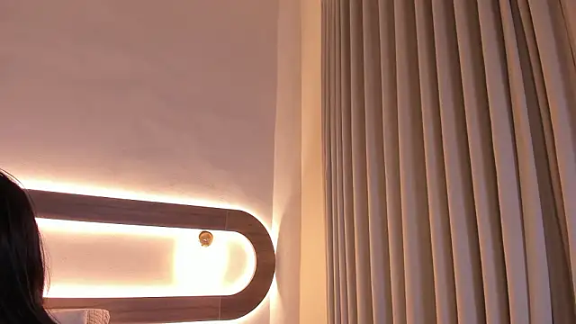 Snapshot of Violeta_sum chatting on 02/17/26, 12:12 Violeta sum online show from 02/17/26, 12:12