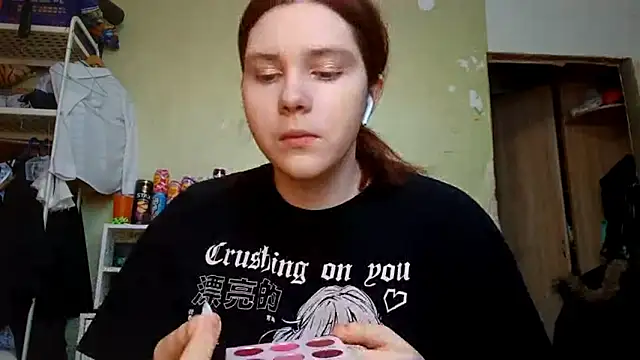 Snapshot of VannessaDillenbeck chatting on 02/14/26, 09:39 VannessaDillenbeck online show from 02/14/26, 09:39