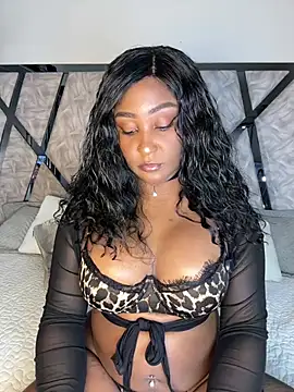 Snapshot of Denise_wolfe21 chatting on 02/17/26, 07:31 Denise wolfe21 online show from 02/17/26, 07:31