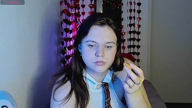 Snapshot of Lika__Sweeet chatting on 02/04/26, 11:09 Lika Sweeet online show from 02/04/26, 11:09