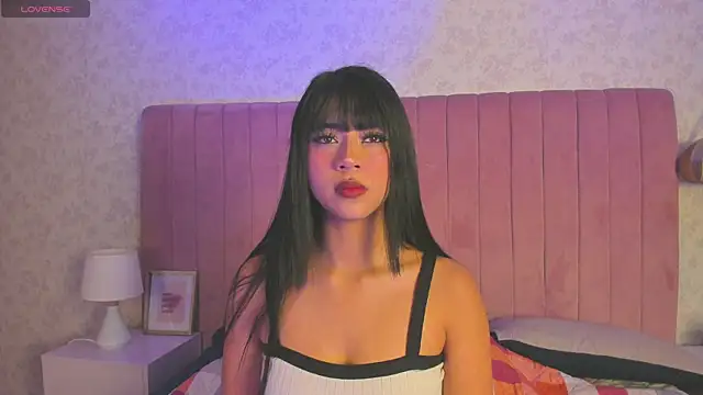 Snapshot of Katiawilson chatting on 02/18/26, 01:18 Katiawilson online show from 02/18/26, 01:18