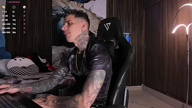 trisstann  online show from 03/15/26, 05:08