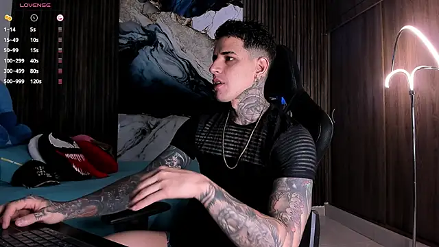 trisstann  online show from 04/21/26, 04:34