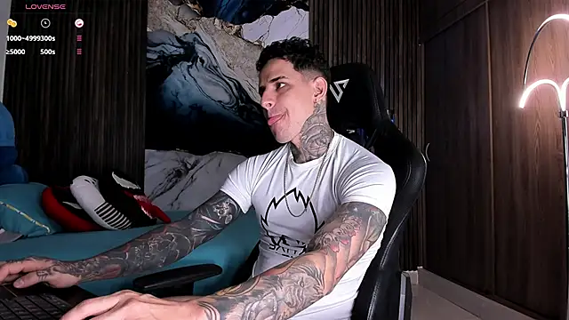 trisstann  online show from 04/23/26, 04:09