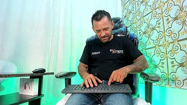 HardenedDad online show from 04/11/26, 08:57