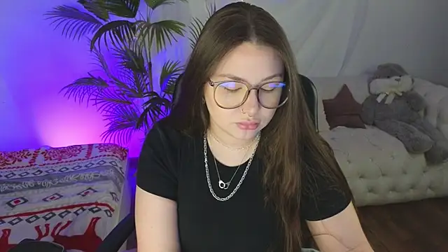 Snapshot of vanessaparadiza chatting on 06/10/26, 01:21 vanessaparadiza online show from 06/10/26, 01:21