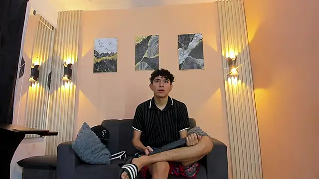 DesiresOfOlympus  online show from 04/18/26, 07:40