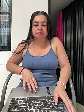 candy69- online show from 07/06/26, 08:55