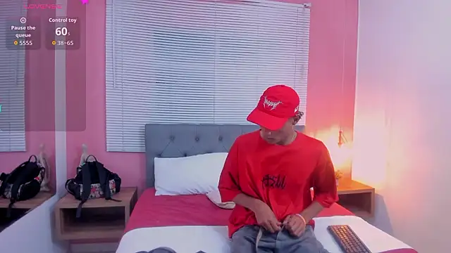 Snapshot of drako18_ chatting on 03/01/26, 03:52 drako18 online show from 03/01/26, 03:52