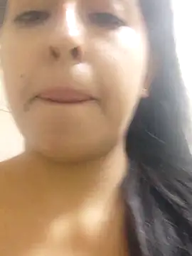 Snapshot of caramelo_fly chatting on 02/20/26, 07:58 caramelo fly online show from 02/20/26, 07:58