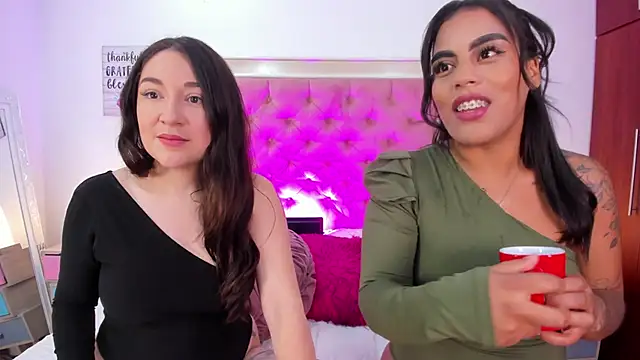 AmbarClarck online show from 04/23/26, 12:04