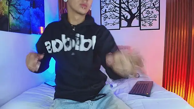 Snapshot of David_Banks_ chatting on 02/07/26, 12:31 David Banks online show from 02/07/26, 12:31