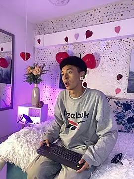 Snapshot of David_Banks_ chatting on 02/22/26, 12:36 David Banks online show from 02/22/26, 12:36