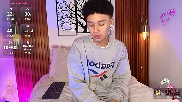 Snapshot of David_Banks_ chatting on 02/25/26, 12:48 David Banks online show from 02/25/26, 12:48