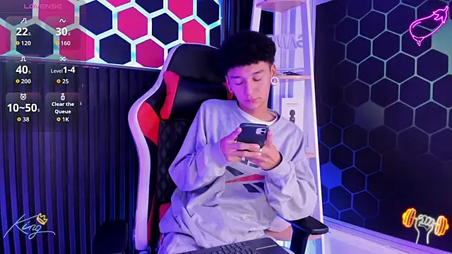 David Banks  online show from 04/25/26, 01:41