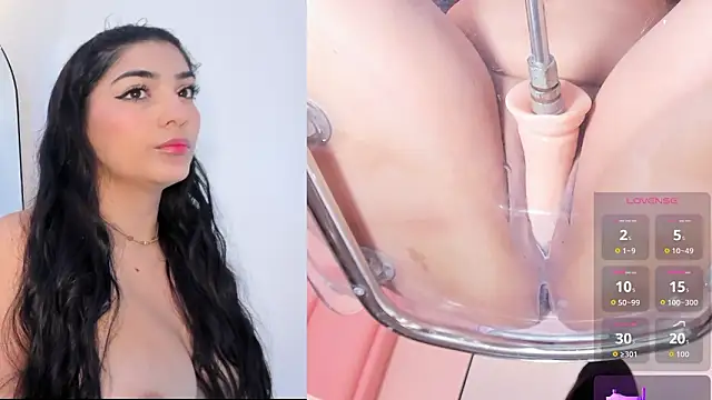 Snapshot of bella_nana24 chatting on 02/17/26, 12:01 bella nana24 online show from 02/17/26, 12:01