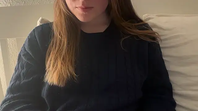 Lucyschickt online show from 03/04/26, 06:03