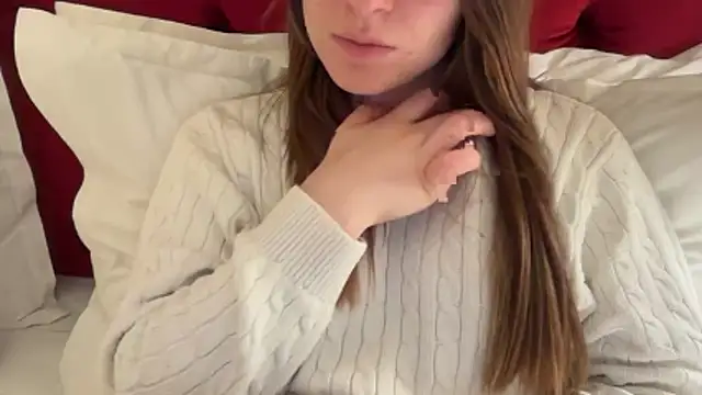 Lucyschickt online show from 03/29/26, 07:36