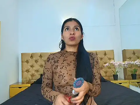 Melannyy   online show from 03/15/26, 12:55