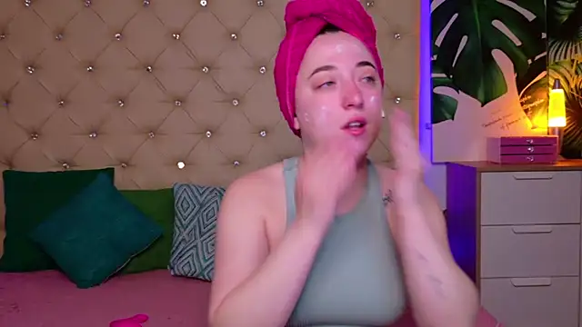 AwaMax online show from 04/22/26, 04:59