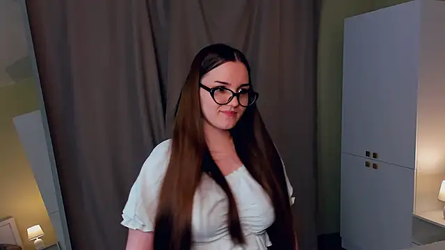 Snapshot of CrissyKales chatting on 02/05/26, 05:06 CrissyKales online show from 02/05/26, 05:06