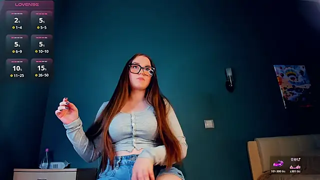 Snapshot of CrissyKales chatting on 02/11/26, 05:07 CrissyKales online show from 02/11/26, 05:07