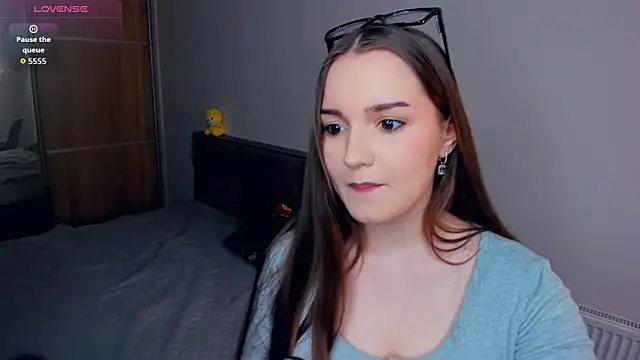 Snapshot of CrissyKales chatting on 03/02/26, 04:03 CrissyKales online show from 03/02/26, 04:03