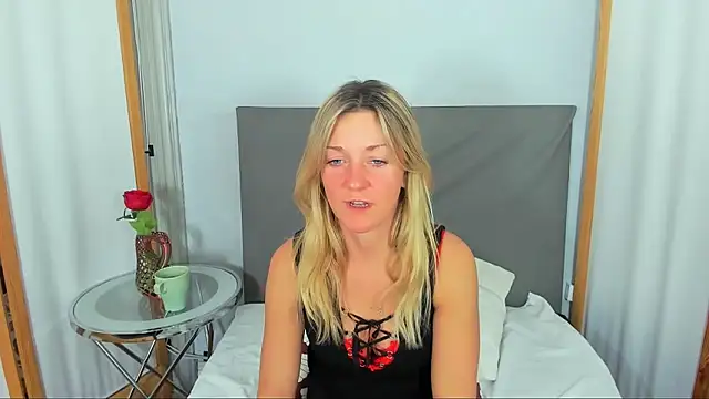 MileyXStar online show from 02/23/26, 09:34