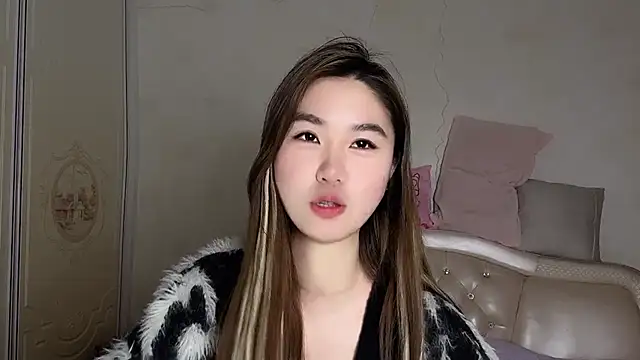 Snapshot of onny2003 chatting on 03/04/26, 11:16 onny2003 online show from 03/04/26, 11:16