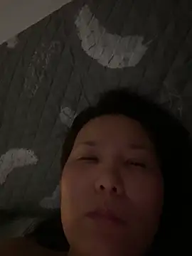 Snapshot of Youyou_12 chatting on 02/05/26, 04:33 Youyou 12 online show from 02/05/26, 04:33