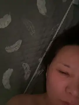 Snapshot of Youyou_12 chatting on 02/10/26, 01:43 Youyou 12 online show from 02/10/26, 01:43