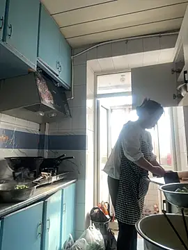 Youyou 12 online show from 03/17/26, 01:10