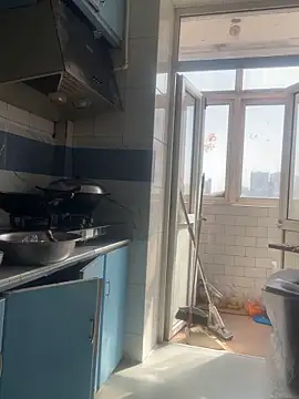 Youyou 12 online show from 04/20/26, 12:57