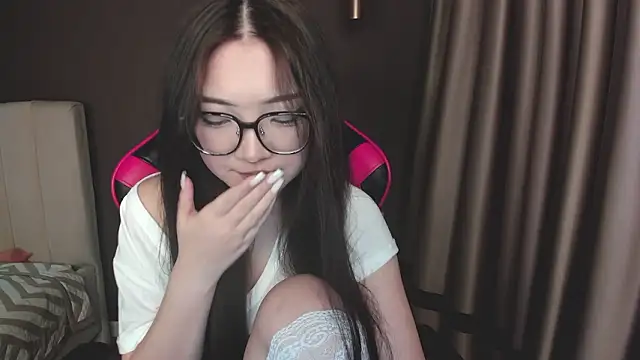 Snapshot of say7maya chatting on 02/04/26, 06:08 say7maya online show from 02/04/26, 06:08