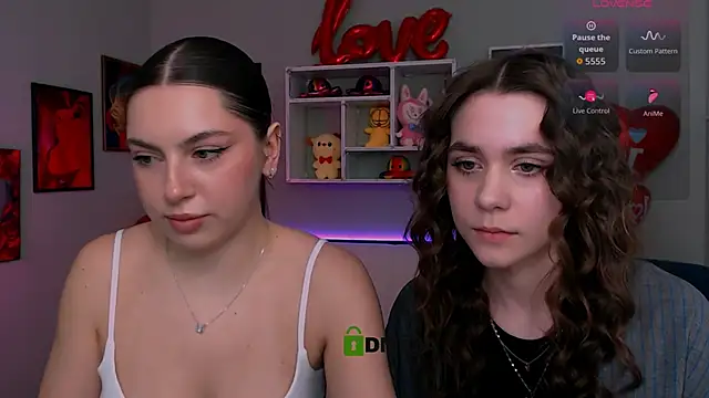 Snapshot of laurenmurrr chatting on 02/27/26, 11:10 laurenmurrr online show from 02/27/26, 11:10