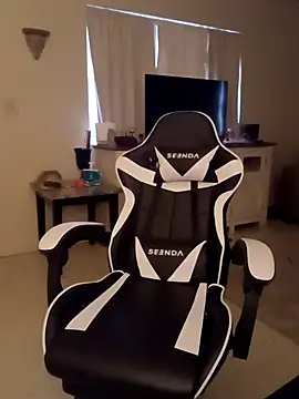 Rosegold2431 online show from 02/10/26, 04:33