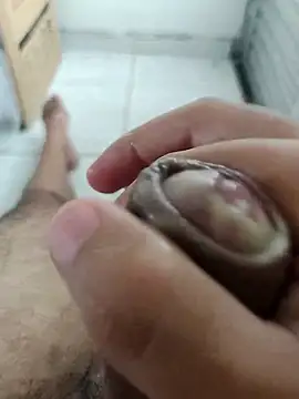 putopau15 online show from 04/01/26, 02:14