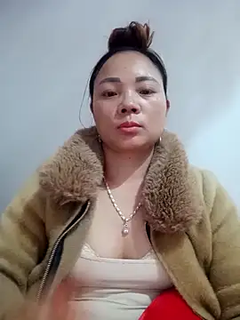 Snapshot of neyney110 chatting on 02/09/26, 11:47 neyney110 online show from 02/09/26, 11:47