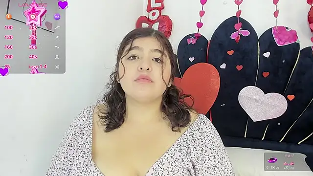 Snapshot of dahlialee chatting on 02/16/26, 12:12 dahlialee online show from 02/16/26, 12:12