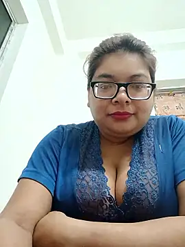 Elie Hallway online show from 04/04/26, 06:49