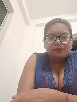 Snapshot of Elie_Hallway chatting on 07/14/26, 06:35 Elie Hallway online show from 07/14/26, 06:35