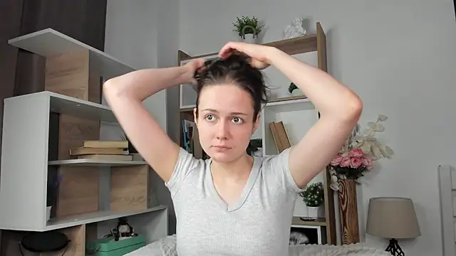 Snapshot of MalvinaTrafford chatting on 02/09/26, 08:24 MalvinaTrafford online show from 02/09/26, 08:24