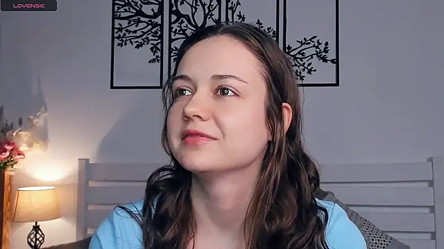 Snapshot of MalvinaTrafford chatting on 02/18/26, 09:00 MalvinaTrafford online show from 02/18/26, 09:00