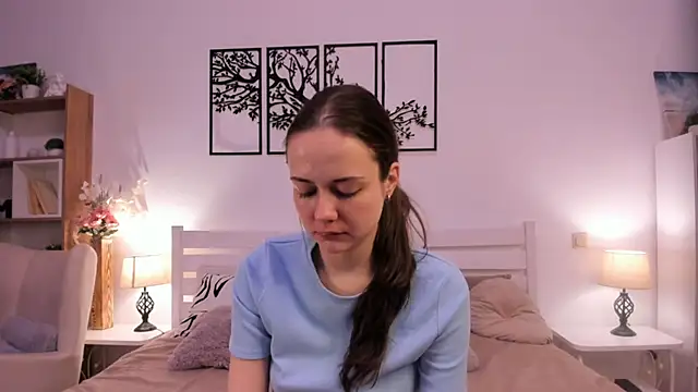 MalvinaTrafford online show from 05/09/26, 08:36