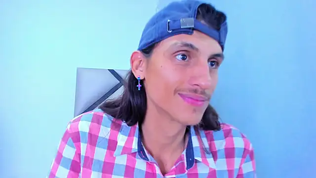 Snapshot of Noha-Smith chatting on 02/03/26, 04:10 Noha-Smith online show from 02/03/26, 04:10