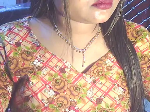 Nusrat Faria online show from 04/07/26, 12:16